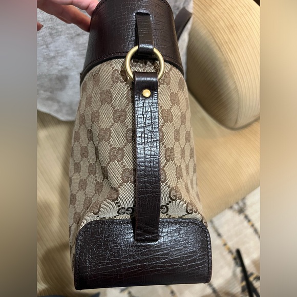 Gucci east west tote with leather trim. - Picture 5 of 7